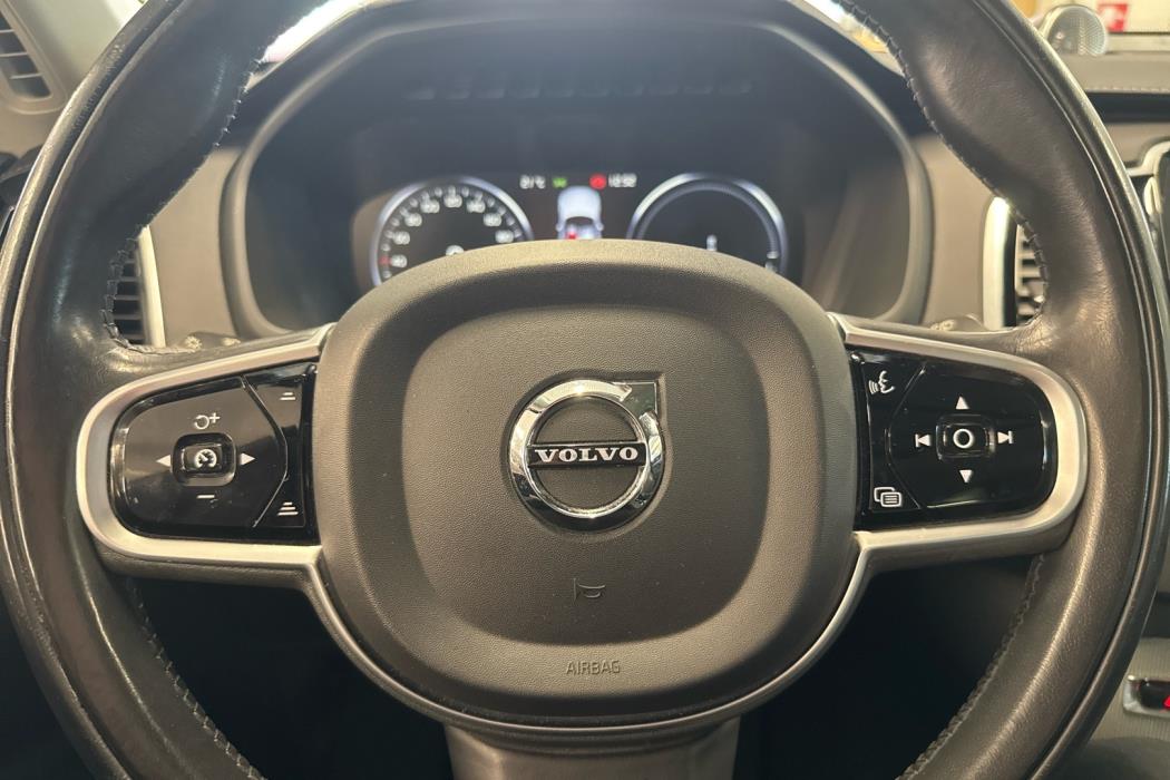 VOLVO XC90 2020