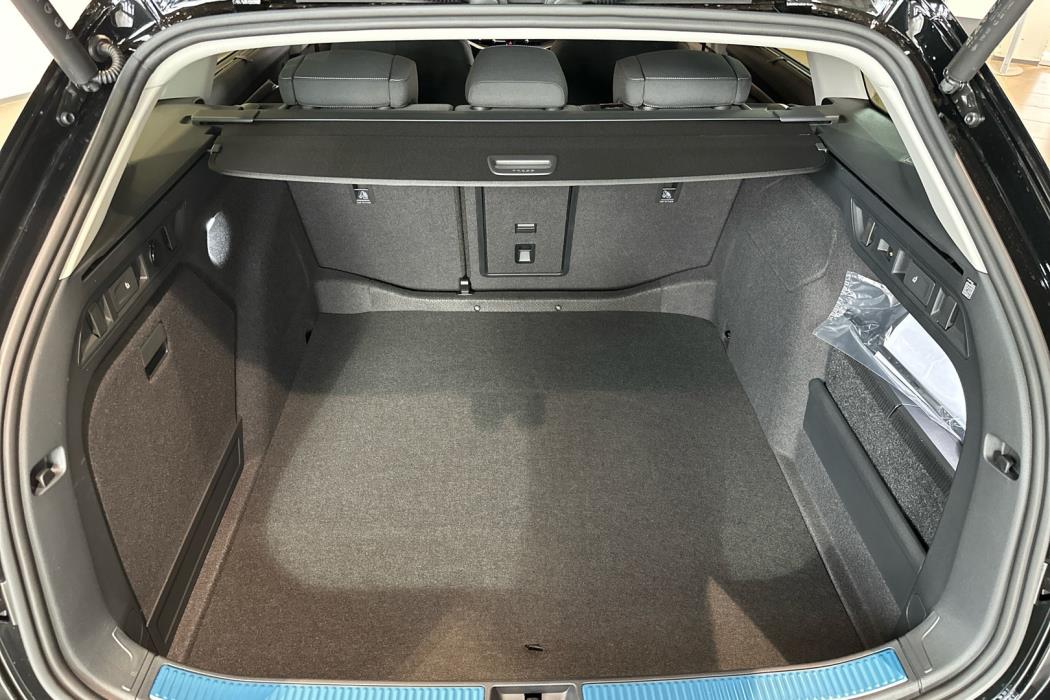 SKODA Superb 2026