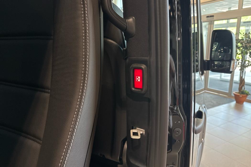 MERCEDES-BENZ Sprinter 2026