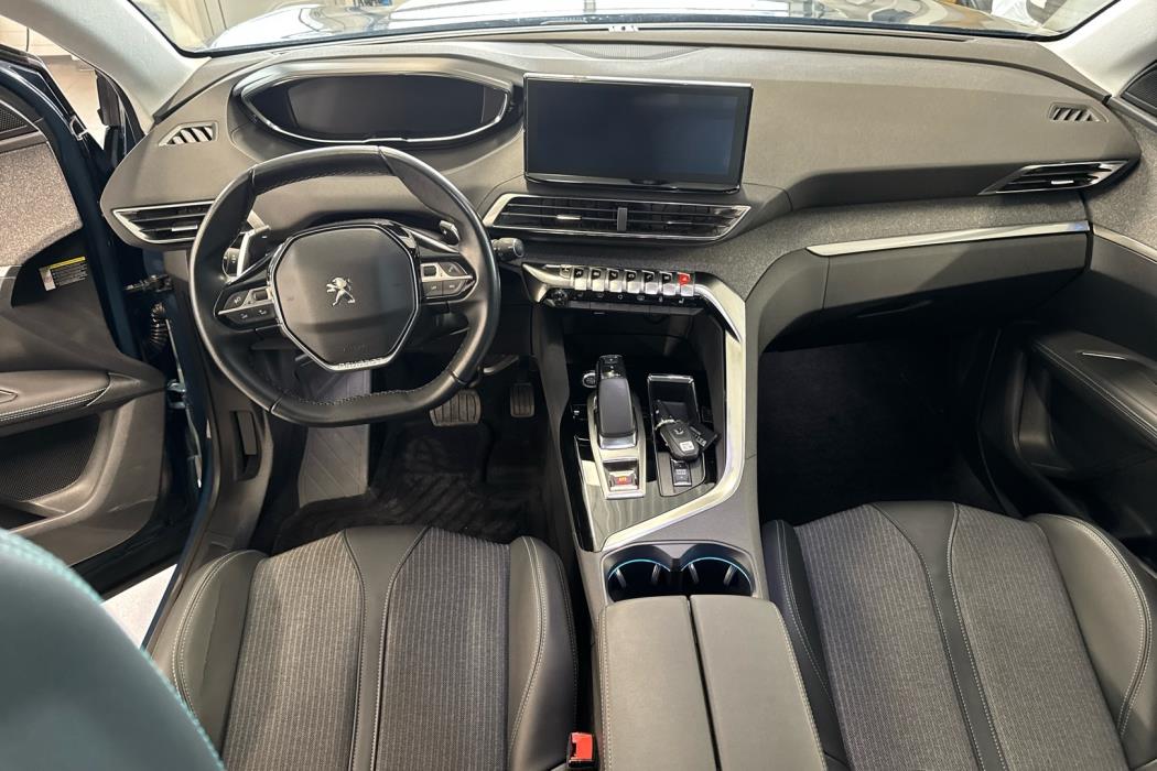 PEUGEOT 3008 2021
