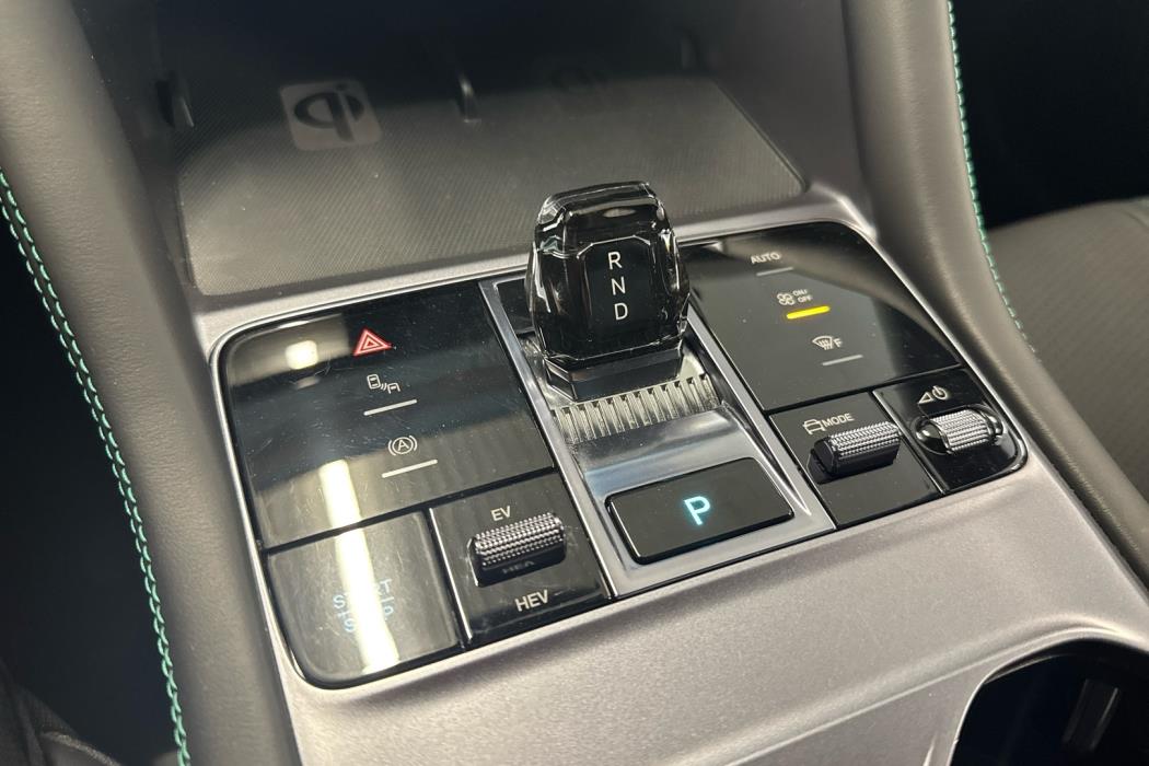 BYD Seal U DM-i 2024