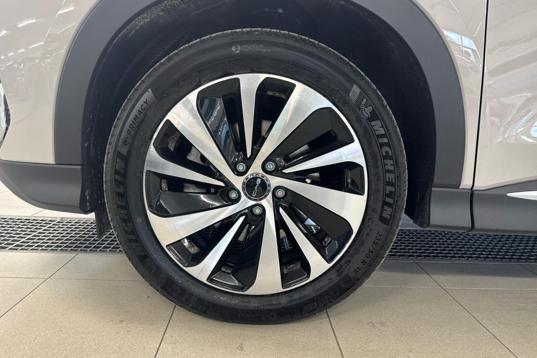 BYD Seal U DM-i 2024