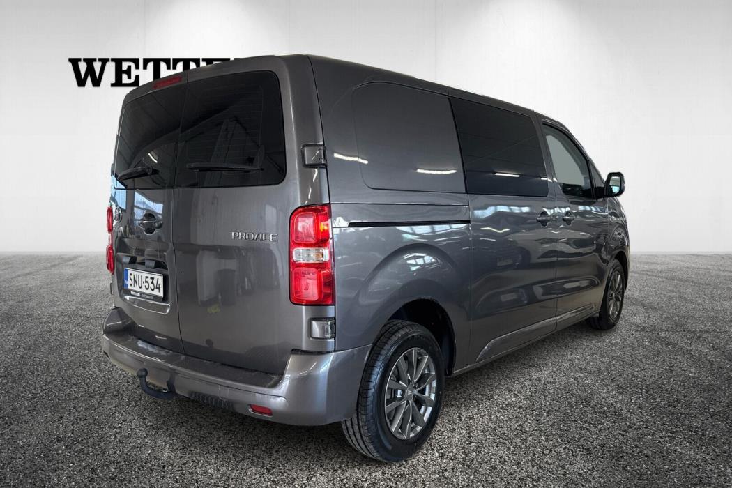 TOYOTA Proace 2016