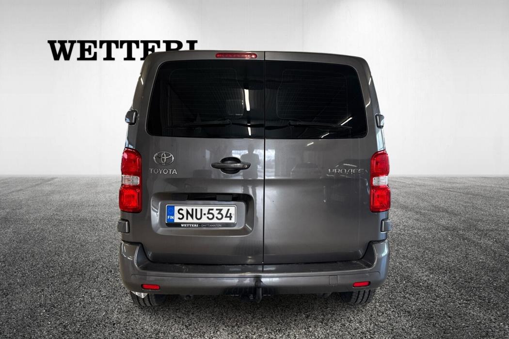 TOYOTA Proace 2016