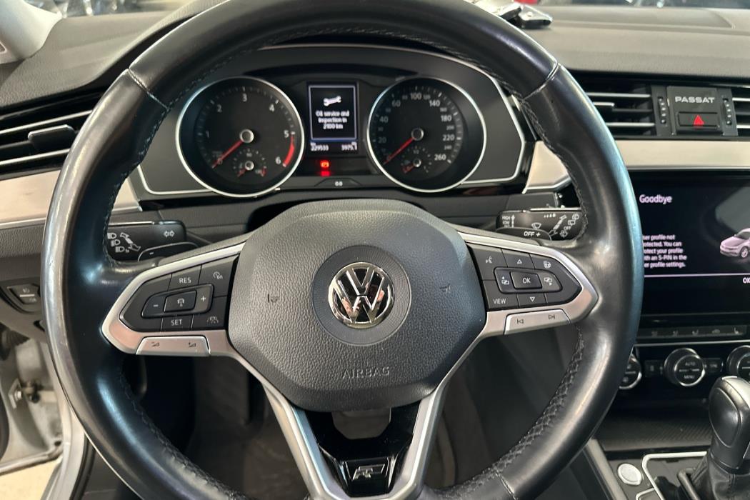 VOLKSWAGEN Passat 2020