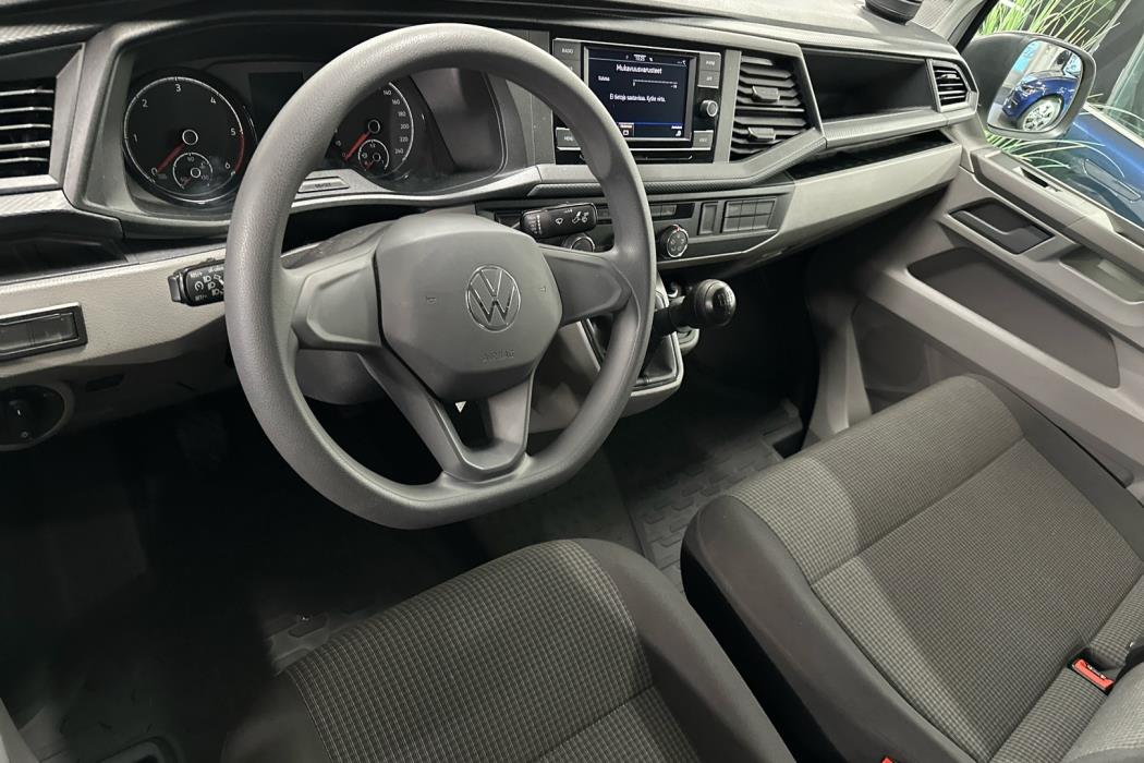 VOLKSWAGEN Transporter 2024