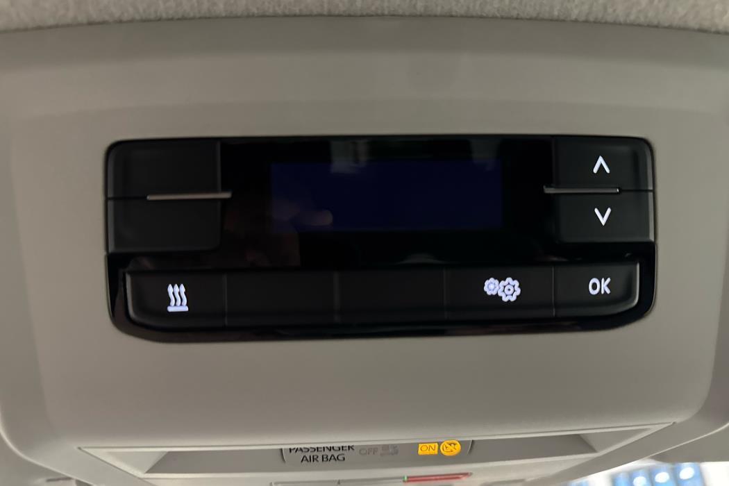 VOLKSWAGEN Transporter 2024