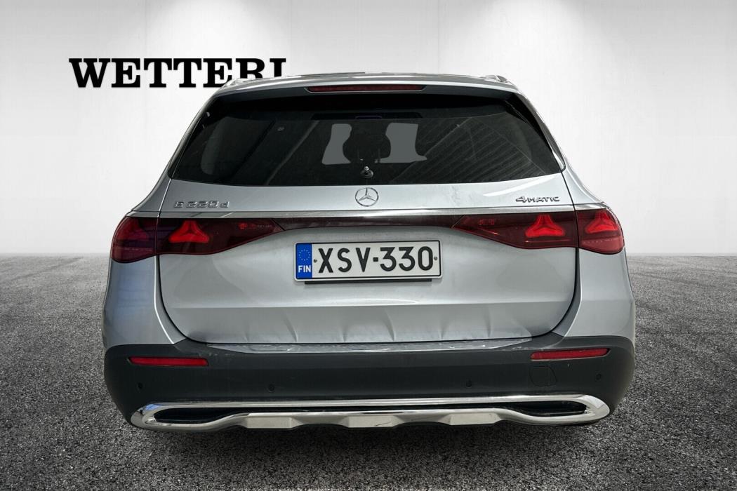 MERCEDES-BENZ E 2024