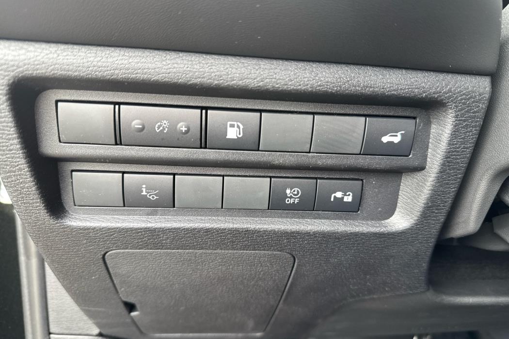 MITSUBISHI Outlander 2025