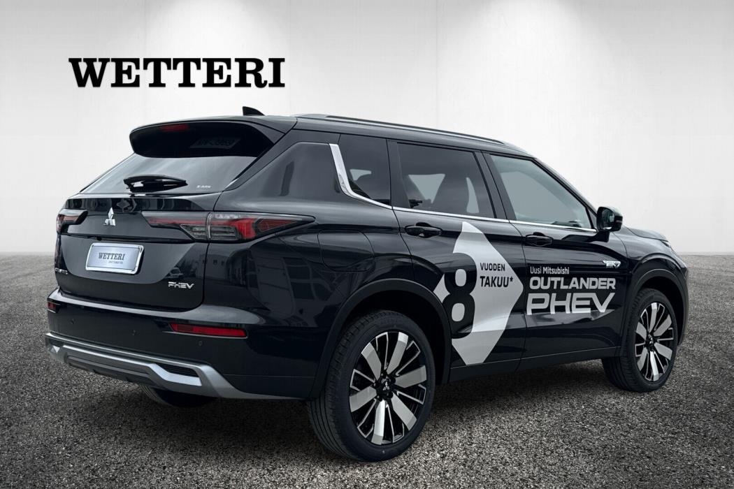 MITSUBISHI Outlander 2025