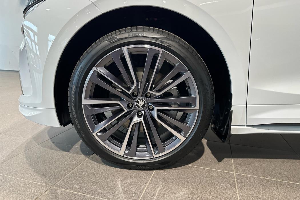 SKODA Enyaq 2026