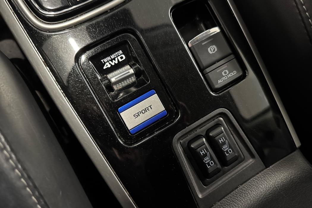 MITSUBISHI Outlander PHEV 2021