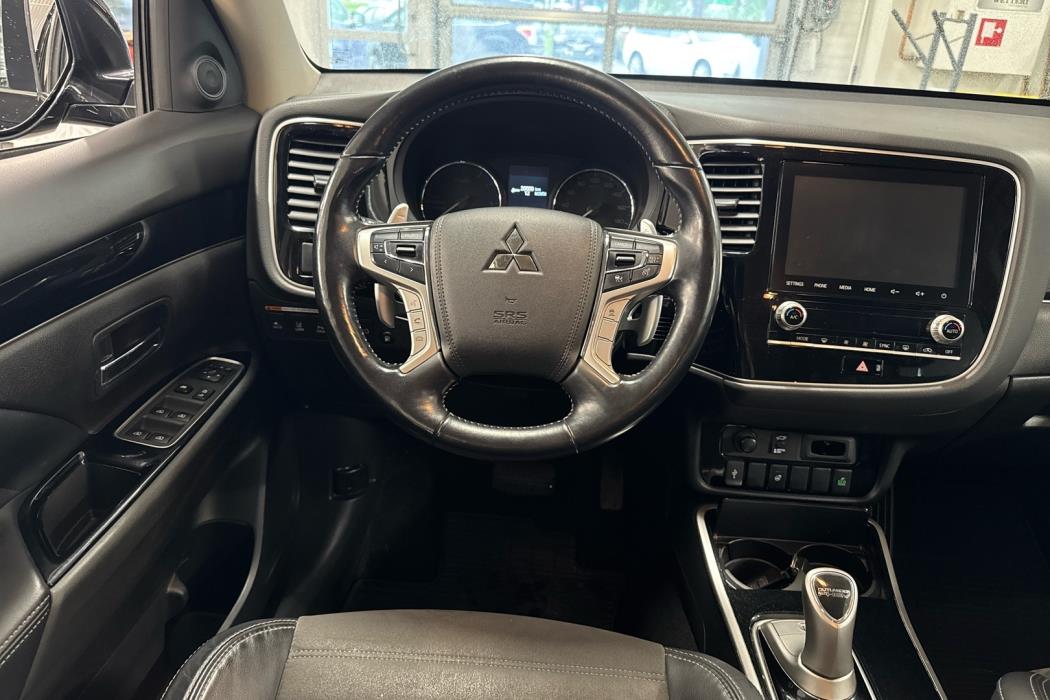 MITSUBISHI Outlander PHEV 2021
