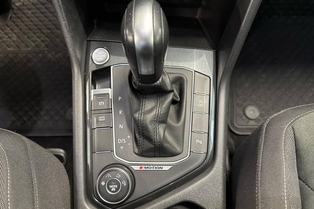 VOLKSWAGEN Tiguan 2020