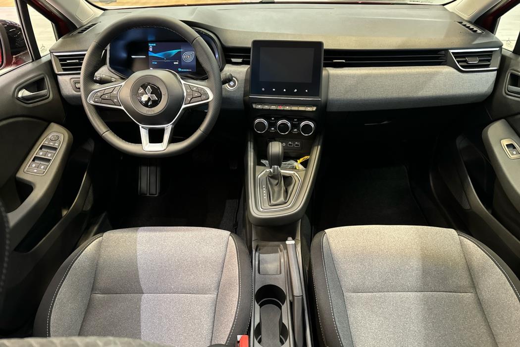 MITSUBISHI Colt 2024