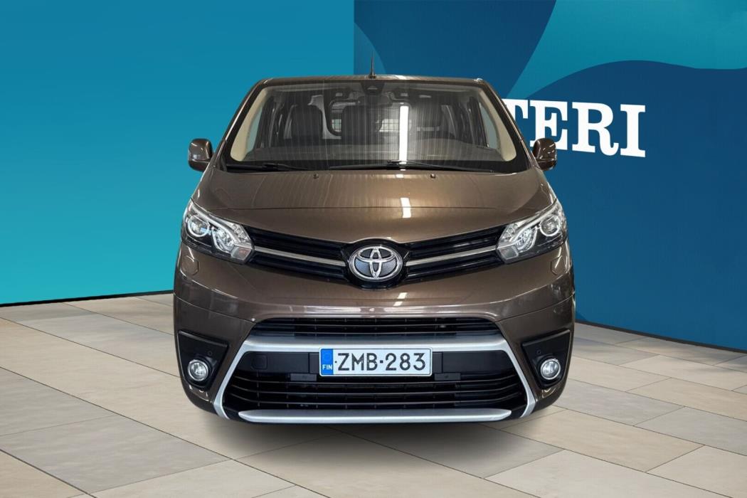 TOYOTA Proace 2018