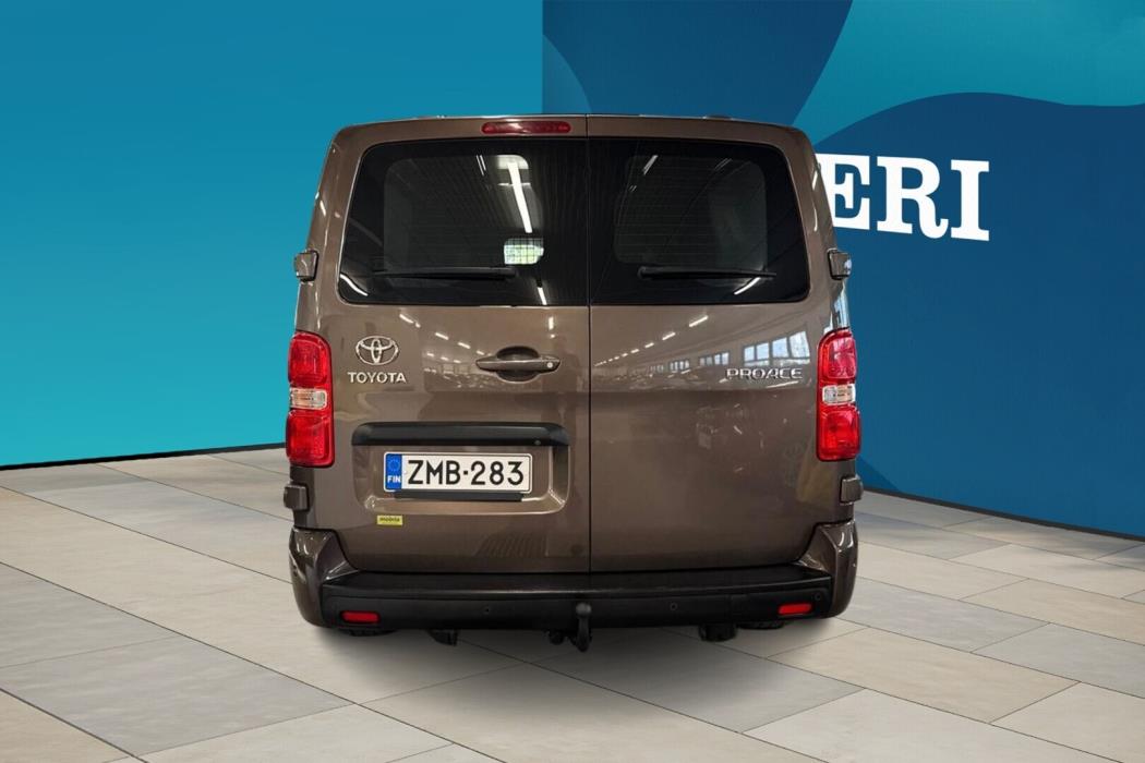 TOYOTA Proace 2018