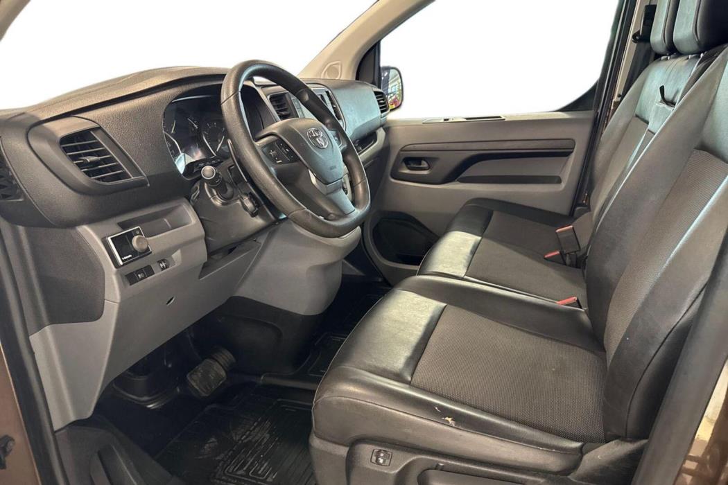 TOYOTA Proace 2018