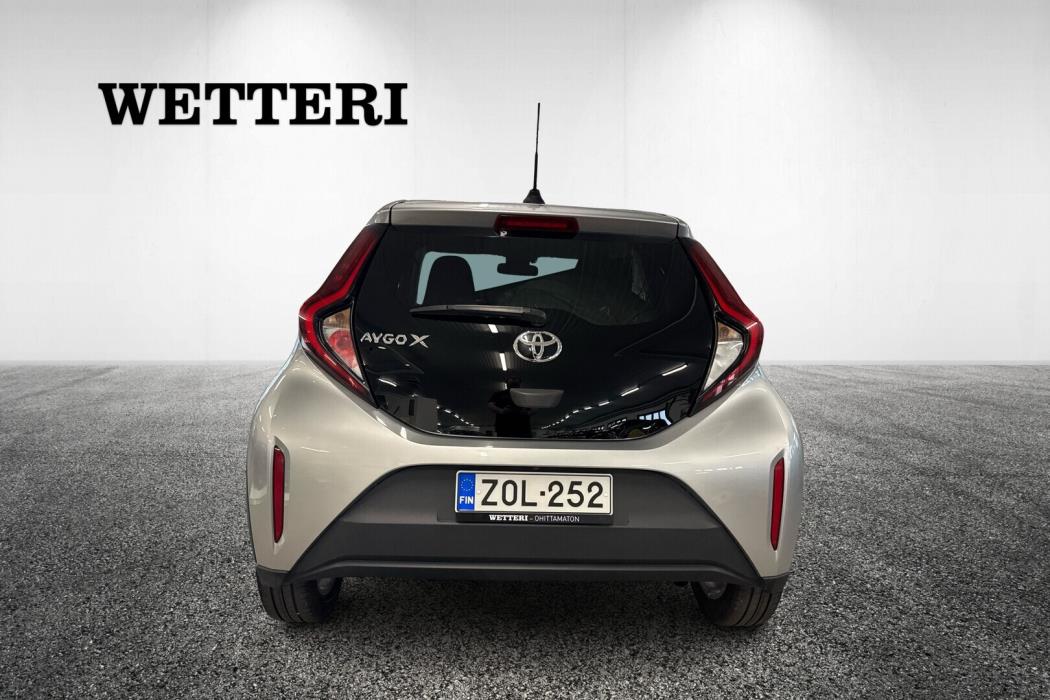 TOYOTA Aygo X 2023