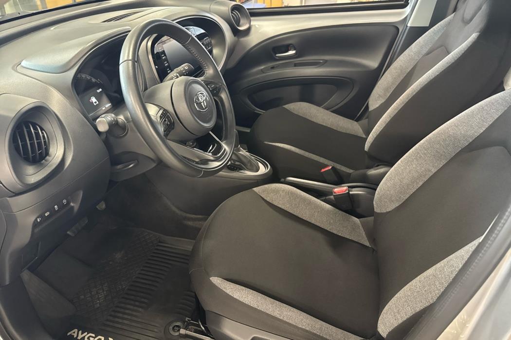 TOYOTA Aygo X 2023