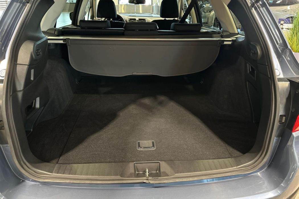 SUBARU Outback 2019