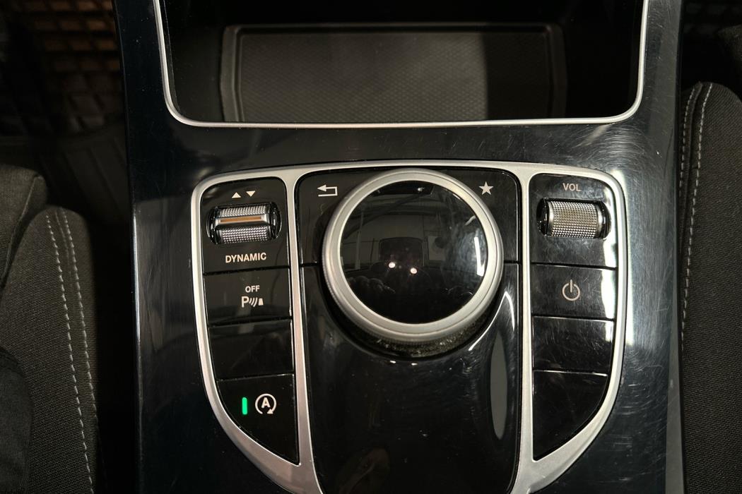 MERCEDES-BENZ C 2017