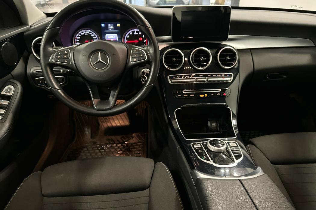 MERCEDES-BENZ C 2017
