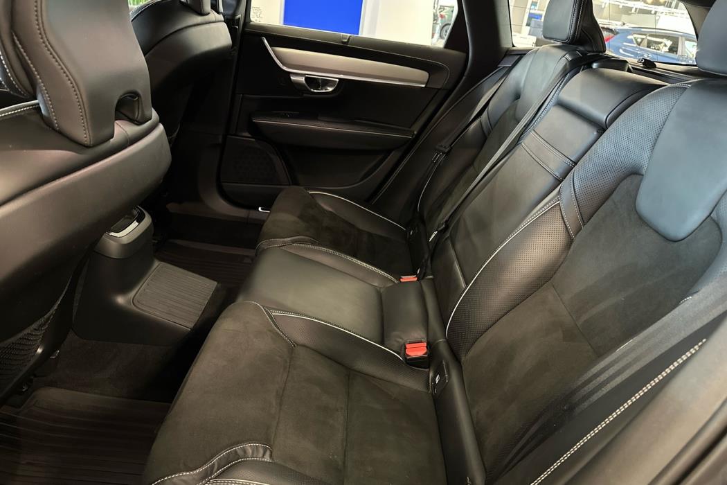 VOLVO V90 2019