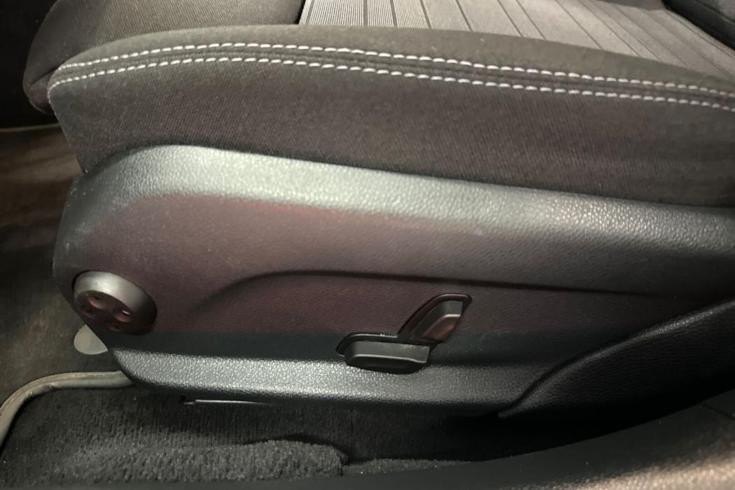 MERCEDES-BENZ C 2020