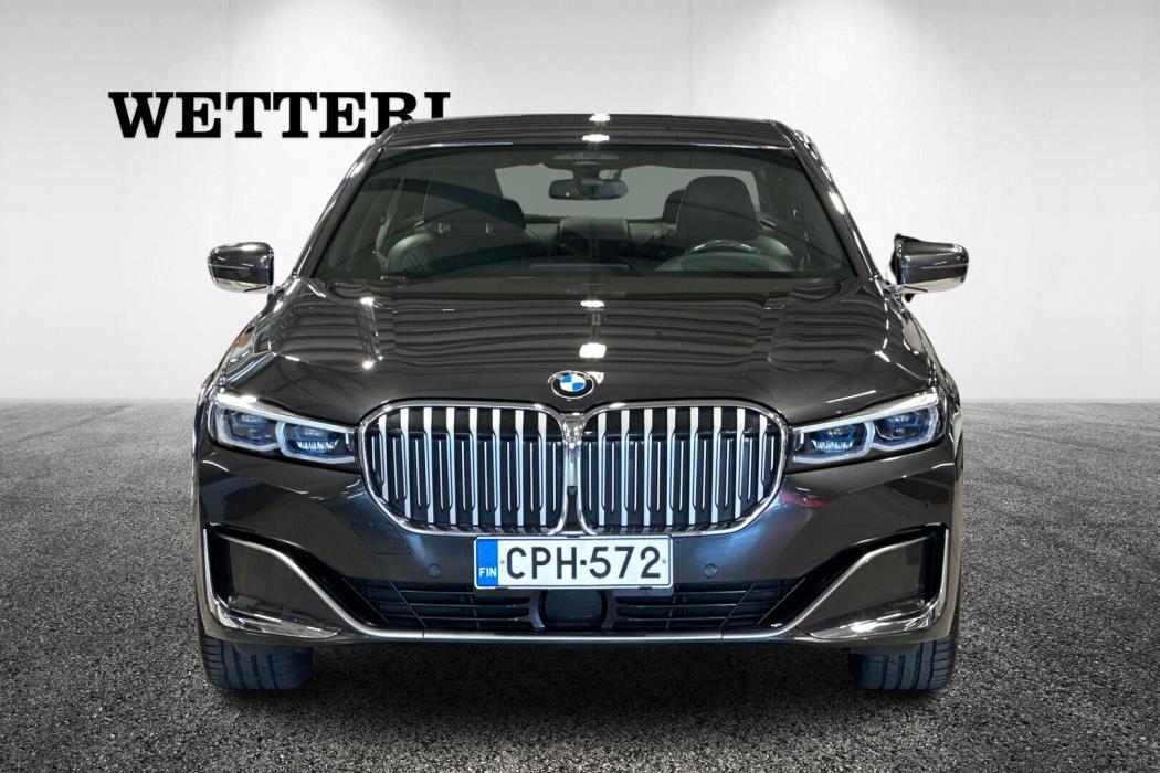 BMW 745 2020