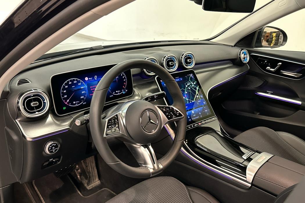MERCEDES-BENZ C 2024