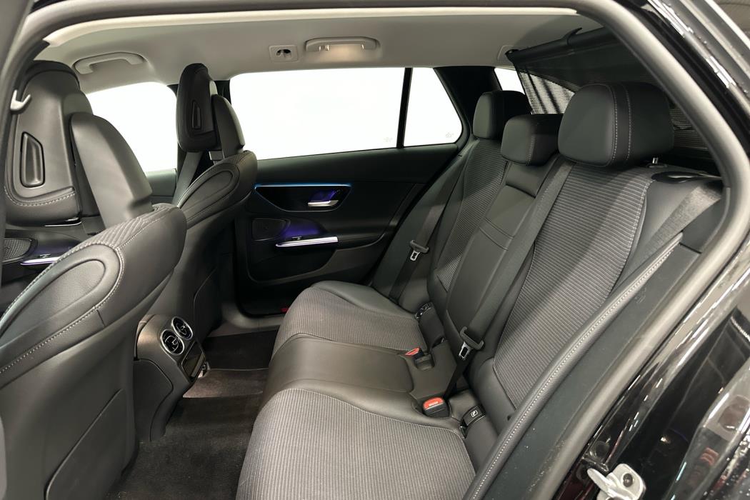 MERCEDES-BENZ C 2024