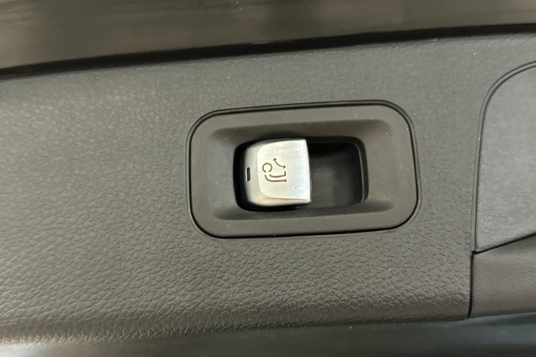 MERCEDES-BENZ GLC 2017