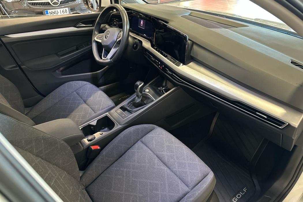 VOLKSWAGEN Golf 2022