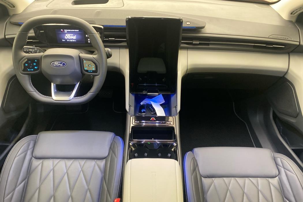 FORD Explorer 2026