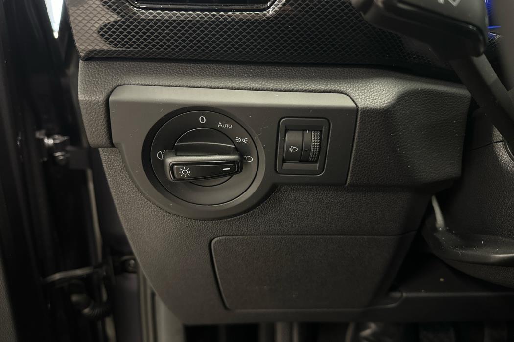 VOLKSWAGEN T-Cross 2025