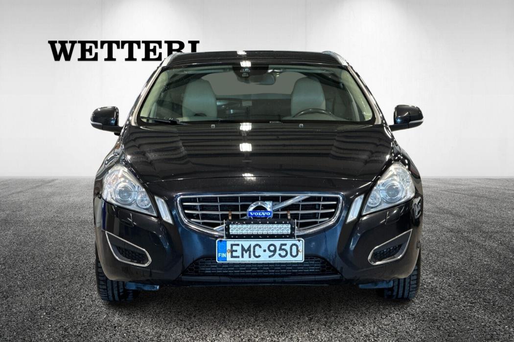 VOLVO V60 2012