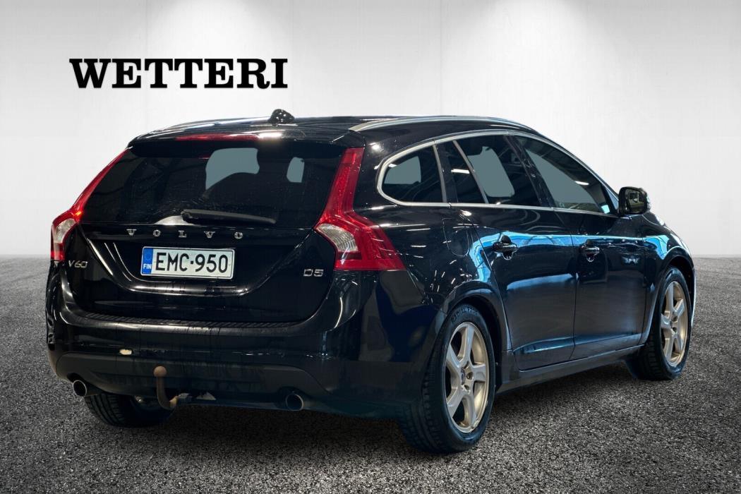 VOLVO V60 2012