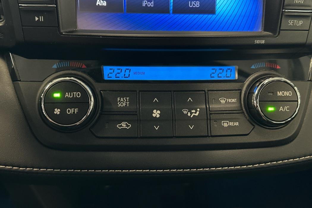 TOYOTA RAV4 2018