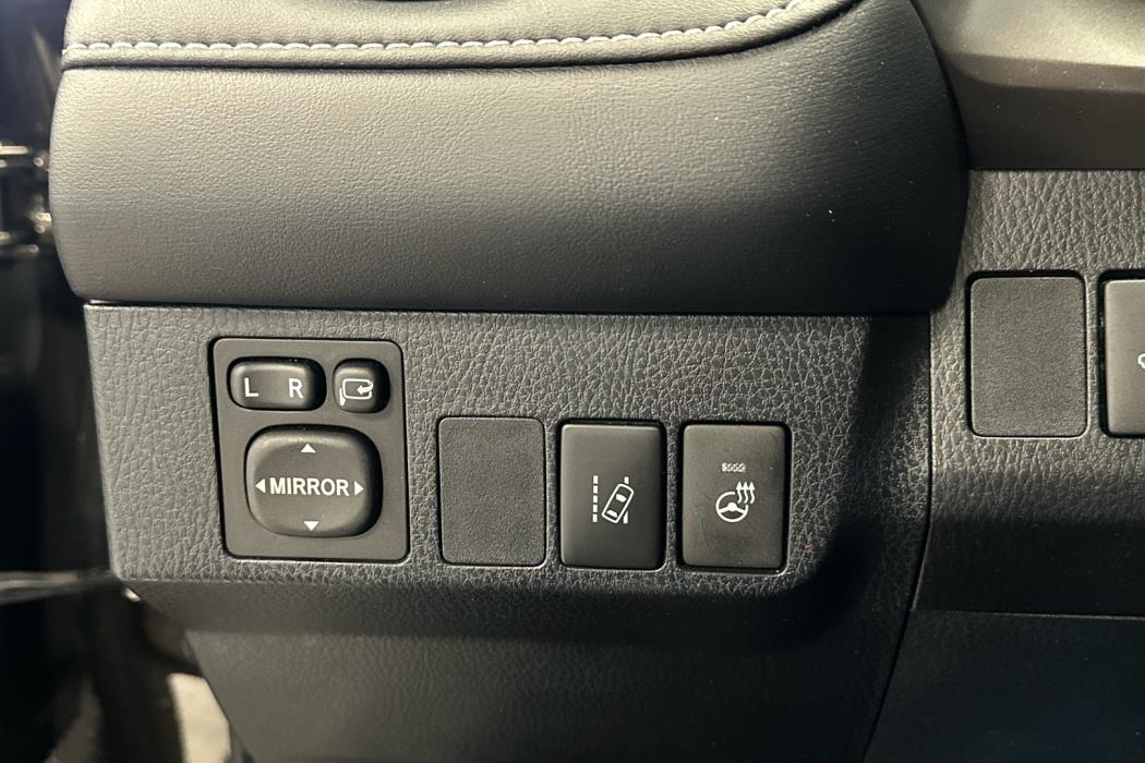 TOYOTA RAV4 2018