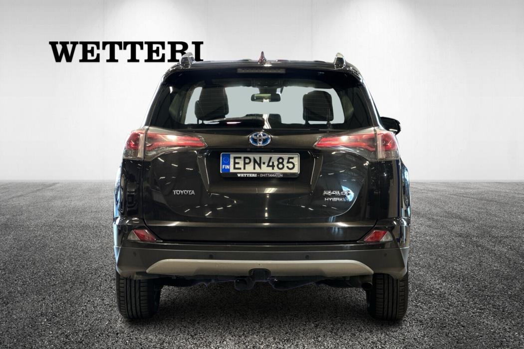 TOYOTA RAV4 2018