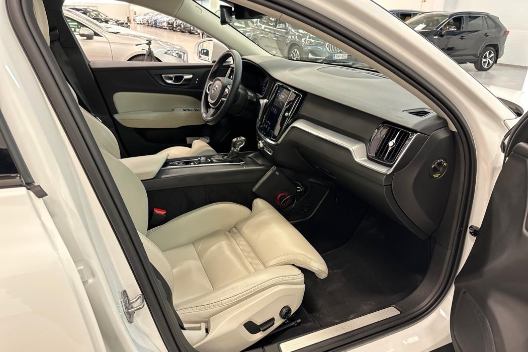 VOLVO V60 Cross Country 2020