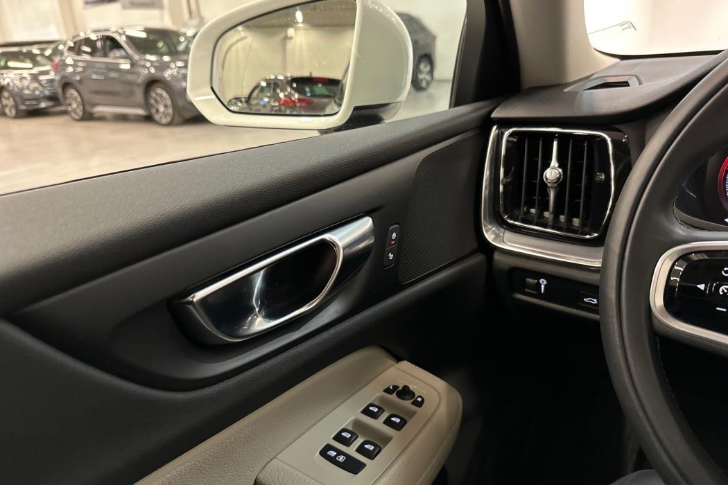 VOLVO V60 Cross Country 2020