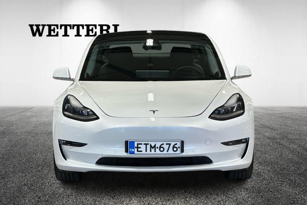 TESLA Model 3 2019