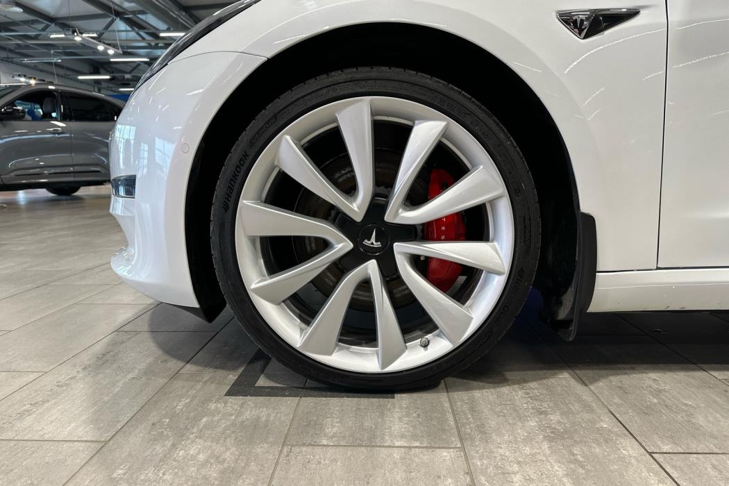 TESLA Model 3 2019
