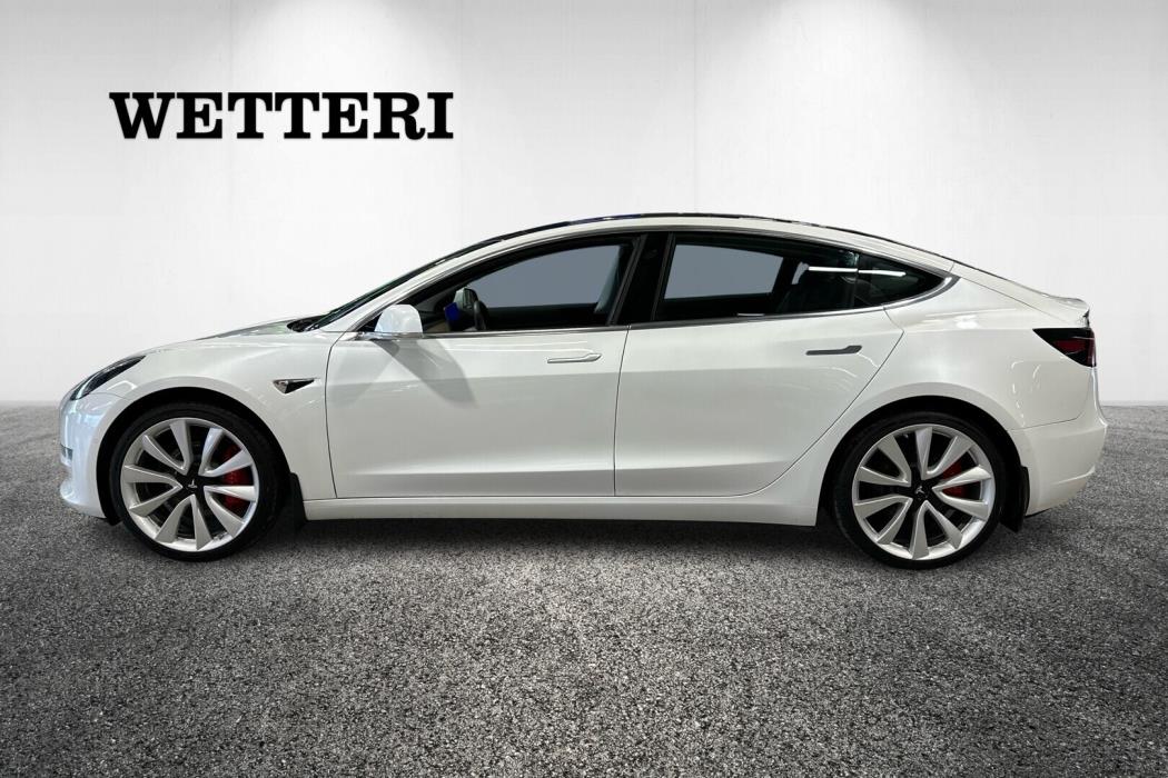 TESLA Model 3 2019
