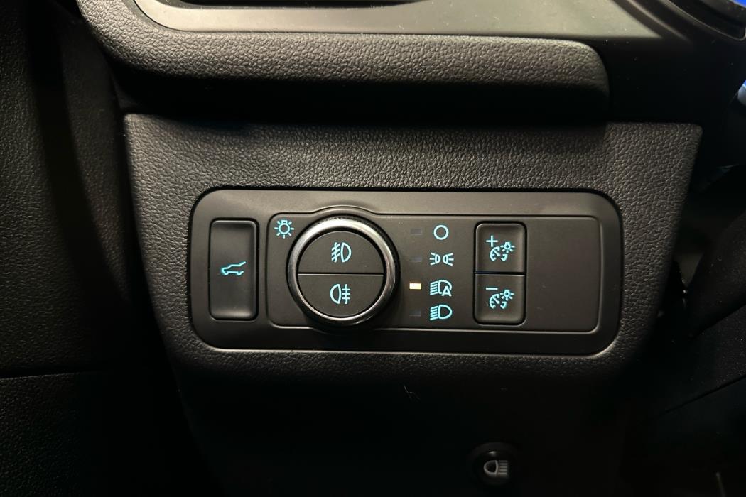 FORD Kuga 2024