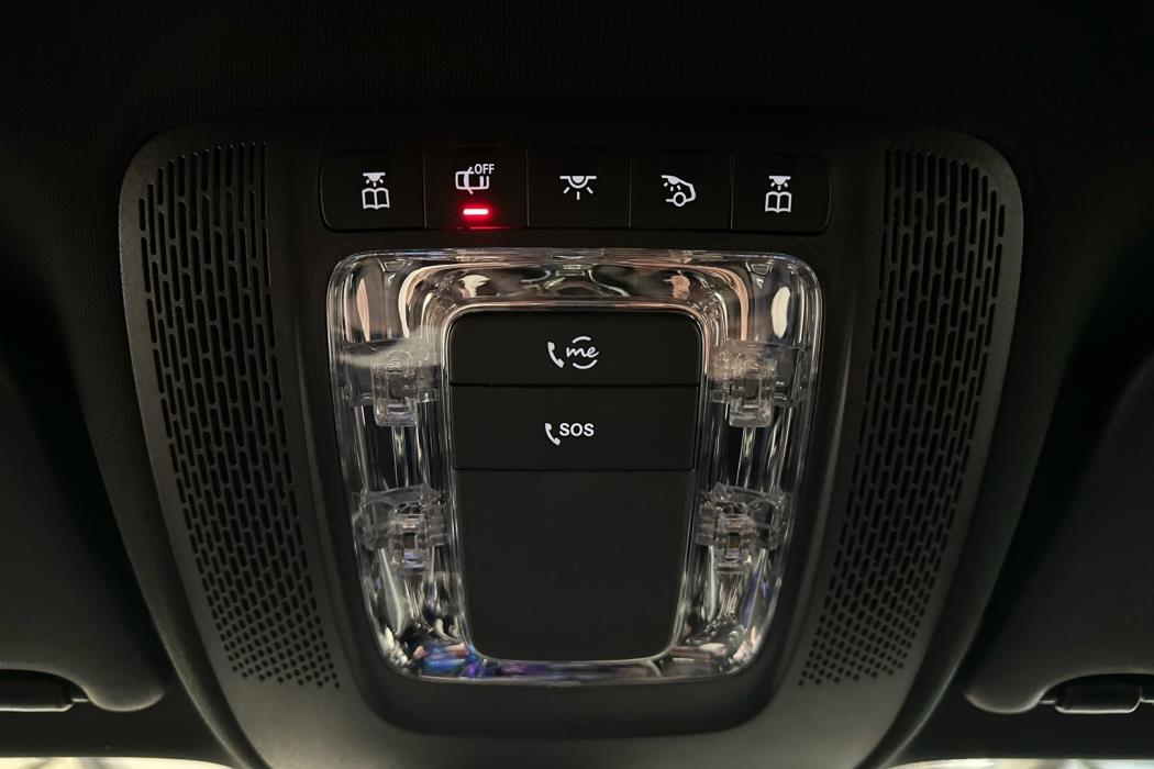 MERCEDES-BENZ EQA 2025