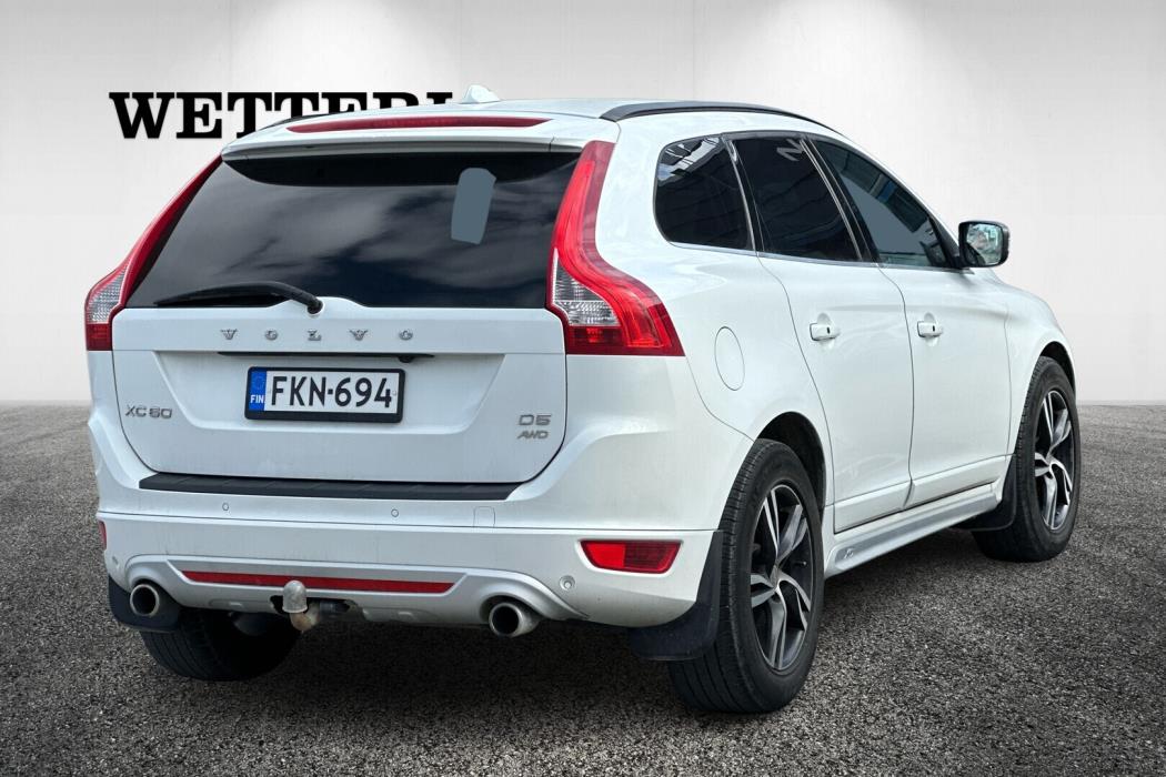 VOLVO XC60 2011