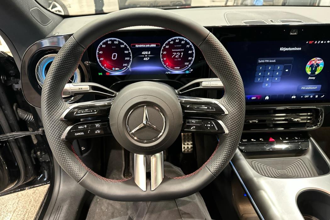 MERCEDES-BENZ CLA 2025
